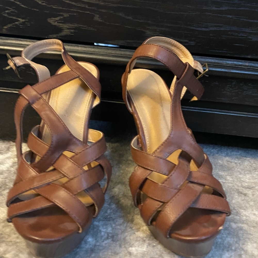 Womens Wedges - Picture 2 of 5